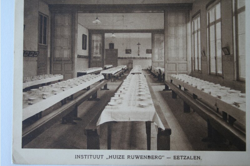 Historische foto van het interieur of terrein van De Ruwenberg.