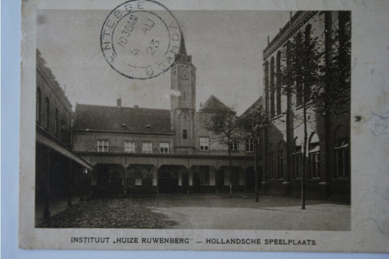 Historische foto van kasteel De Ruwenberg door de jaren heen.