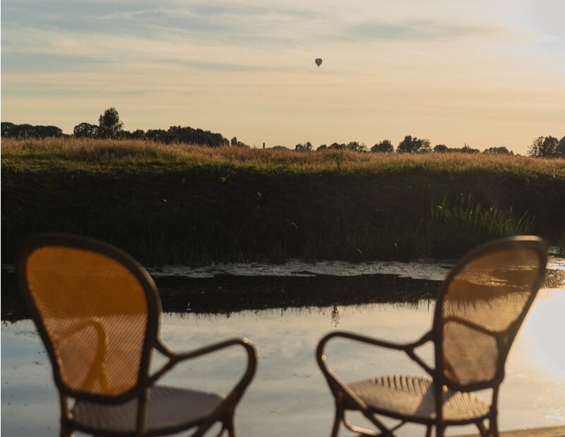 Terras op Landgoed De Ruwenberg.